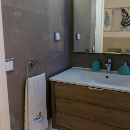 Light Wave Center 50m Appartement