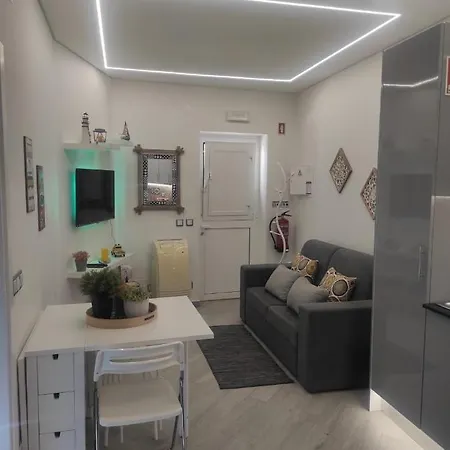 Light Wave Center 50m Apartment