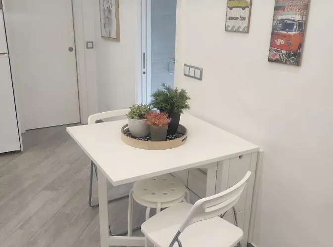 Light Wave Center 50m 아파트 나자레